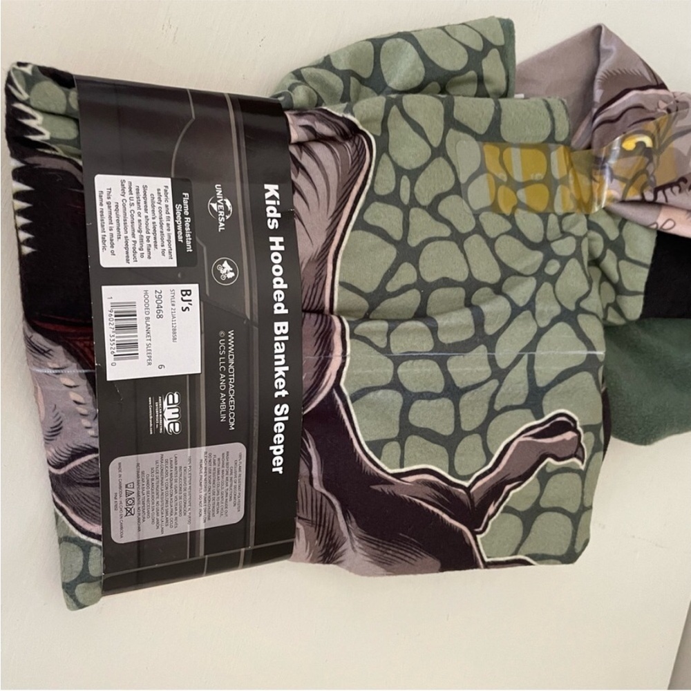 Kids Hooded Blanket Sleeper - Picture 4 of 4